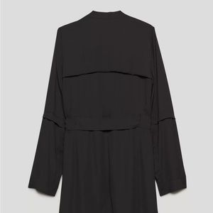 Aritzia flowy trench coat